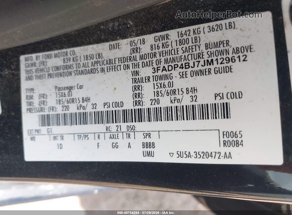 3FADP4BJ7JM129612 2018 FORD FIESTA Black ძრავის განყოფილების ხედი