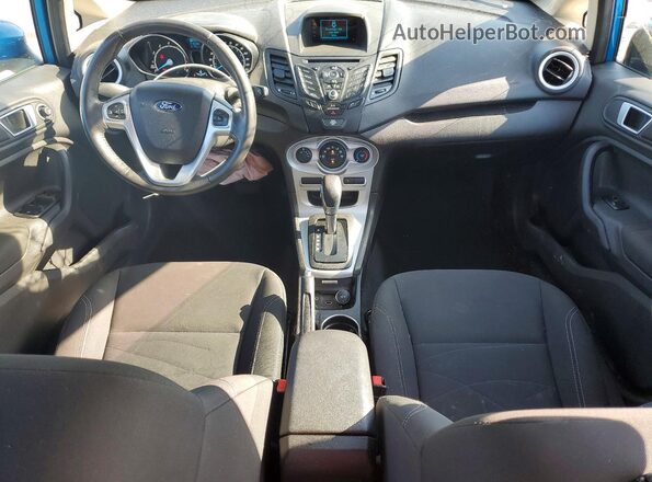 3FADP4BJ8GM144158 2016 FORD FIESTA Синий Вид панели приборов