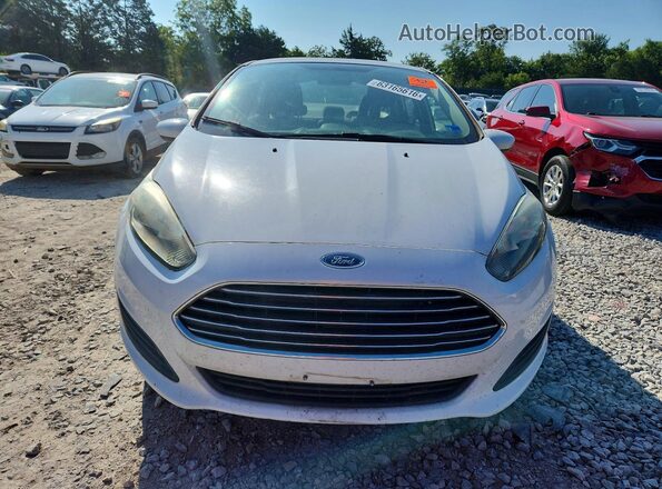 3FADP4BJ8HM104843 2017 FORD FIESTA Белый Вид спереди