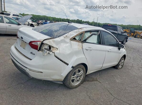 3FADP4BJ8JM143650 2018 FORD FIESTA Белый Задняя правая четверть