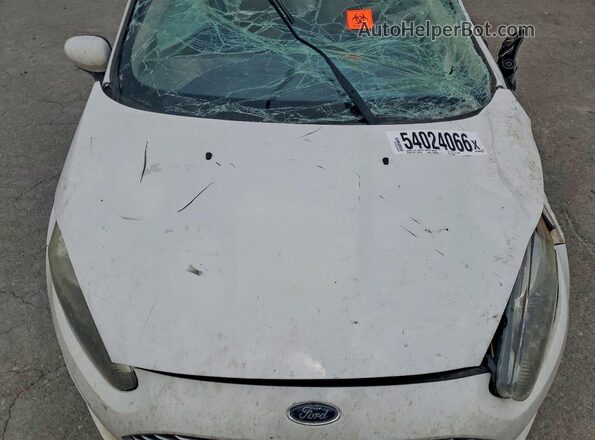 3FADP4BJ8JM143650 2018 FORD FIESTA Белый Вид задней части салона