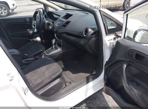 3FADP4BJ9HM113275 2017 FORD FIESTA White წინა სალონის ხედი