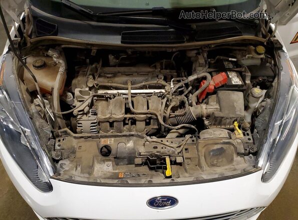 3FADP4BJ9HM150407 2017 FORD FIESTA White Widok wnętrza z tyłu