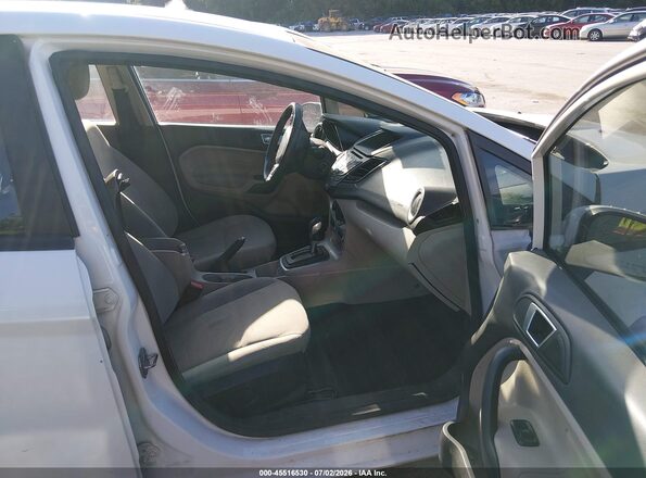 3FADP4BJXGM123425 2016 FORD FIESTA White Սալոնի դիմացի տեսք