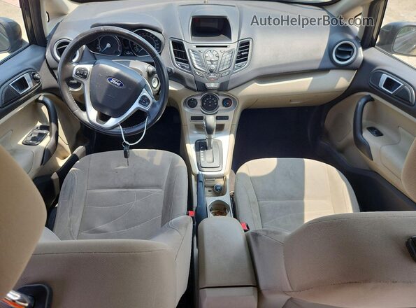 3FADP4BJXGM153492 2016 FORD FIESTA Black Widok deski rozdzielczej