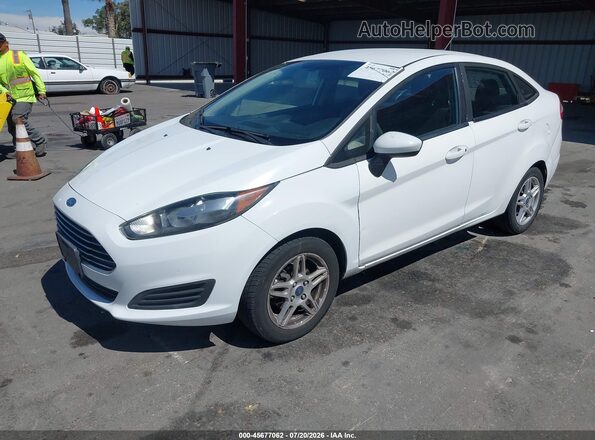3FADP4BJXHM151016 2017 FORD FIESTA White წინა მარცხენა ხედი სამი მეოთხედიდან