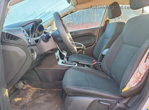 3FADP4BJXJM103862 2018 FORD FIESTA White Սալոնի դիմացի տեսք