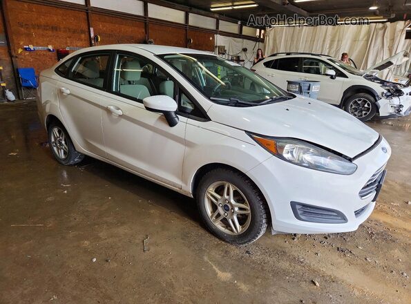 3FADP4BJXJM104977 2018 FORD FIESTA White Front right