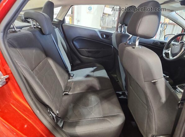 3FADP4BJXKM165912 2019 FORD FIESTA Red Vista de los asientos traseros