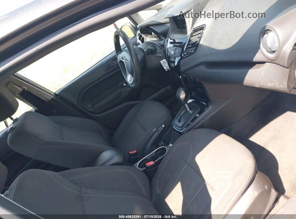 3FADP4EJ0KM124328 2019 FORD FIESTA Серый Вид салона спереди