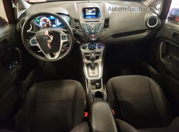 3FADP4EJ0KM132123 2019 FORD FIESTA Оранжевый Вид панели приборов