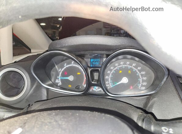 3FADP4EJ0KM132123 2019 FORD FIESTA Оранжевый Вид щитка приборов