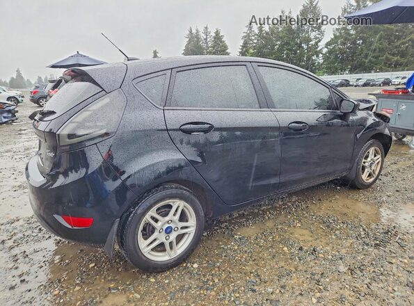 3FADP4EJ1HM140496 2017 FORD FIESTA Black Tył prawy