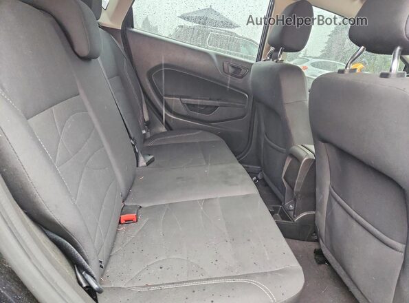 3FADP4EJ1HM140496 2017 FORD FIESTA Black Widok tylnych siedzeń