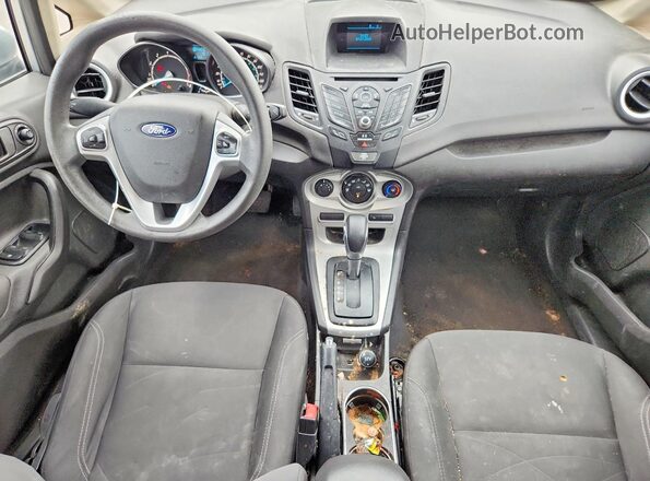 3FADP4EJ2HM146467 2017 FORD FIESTA Silver წინა პანელის ხედი