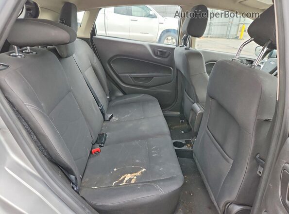 3FADP4EJ2HM146467 2017 FORD FIESTA Silver უკანა სავარძლების ხედი