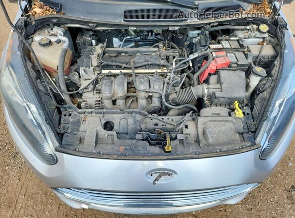 3FADP4EJ2JM122112 2018 FORD FIESTA Silver Widok wnętrza z tyłu