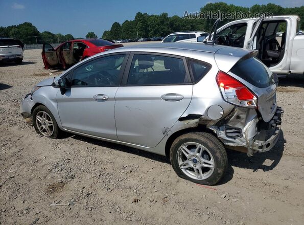 3FADP4EJ2KM126369 2019 FORD FIESTA Серебряный Задняя левая четверть