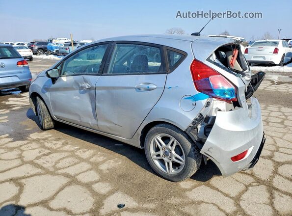 3FADP4EJ3JM127500 2018 FORD FIESTA Silver Tył lewy