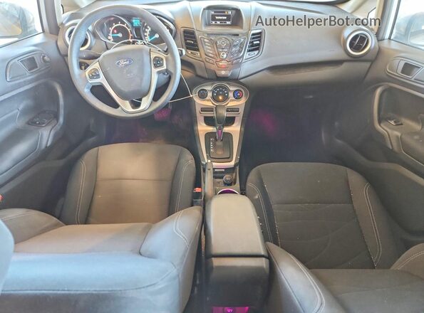 3FADP4EJ3JM141137 2018 FORD FIESTA Silver Widok deski rozdzielczej