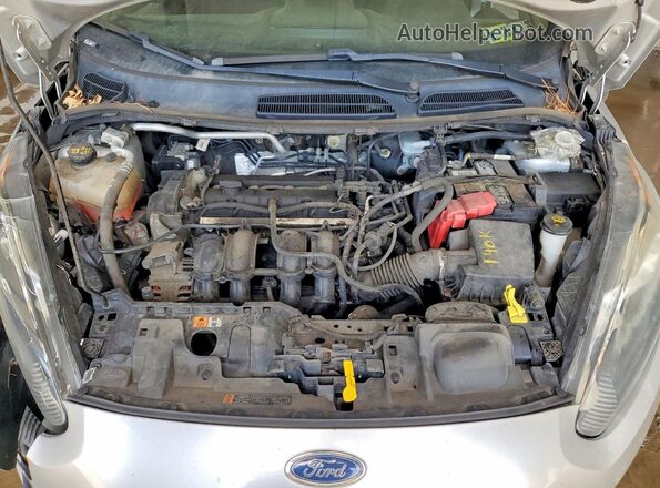 3FADP4EJ3KM106728 2019 FORD FIESTA Silver Widok wnętrza z tyłu