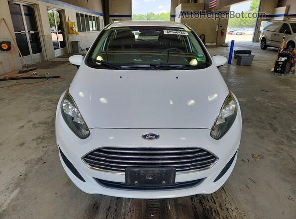 3FADP4EJ3KM161907 2019 FORD FIESTA White Դիմացի տեսք