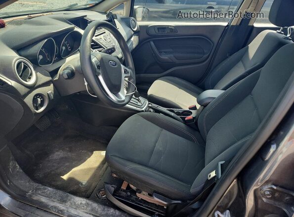 3FADP4EJ4JM111113 2018 FORD FIESTA Charcoal Widok wnętrza z przodu