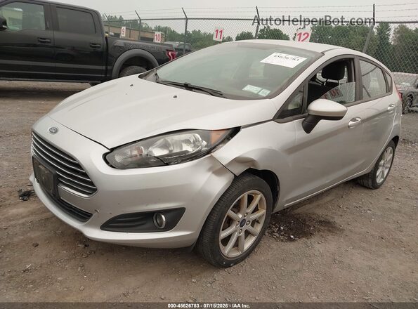 3FADP4EJ4JM128509 2018 FORD FIESTA Silver Передня ліва чверть