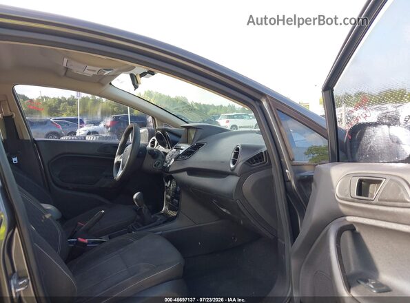 3FADP4EJ5HM140999 2017 FORD FIESTA Gray Вид салону спереду