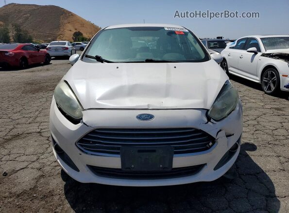 3FADP4EJ6GM170401 2016 FORD FESTIVA Белый Вид спереди