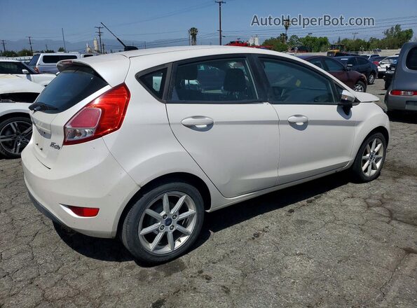 3FADP4EJ6GM170401 2016 FORD FESTIVA Белый Задняя правая четверть