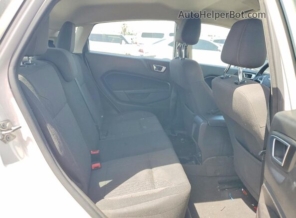 3FADP4EJ6GM170401 2016 FORD FESTIVA Белый Вид задних сидений