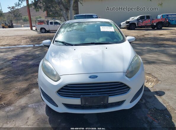 3FADP4EJ6JM123845 2018 FORD FIESTA White Front view