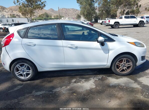 3FADP4EJ6JM123845 2018 FORD FIESTA White Rear interior view
