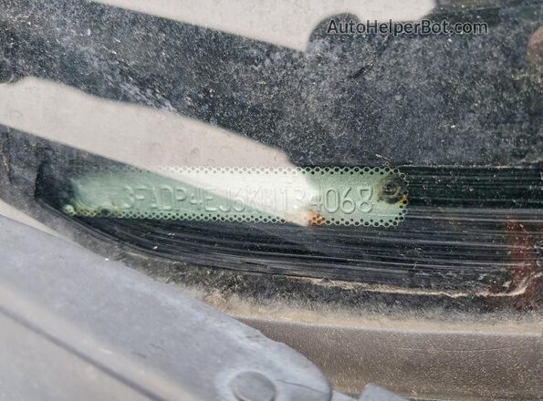 3FADP4EJ6KM134068 2019 FORD FIESTA Black Widok komory silnika