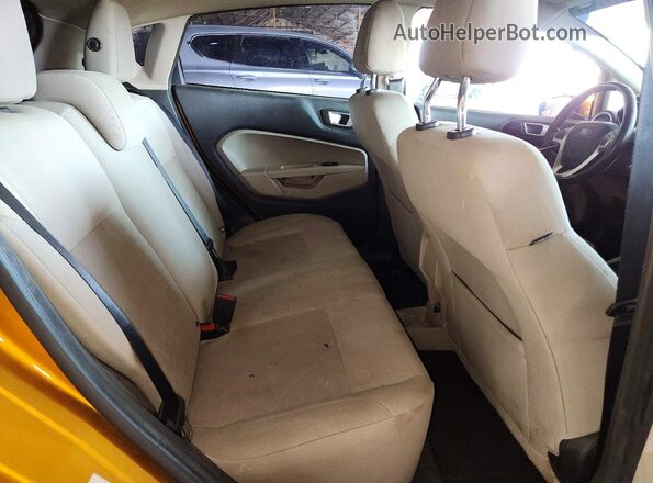 3FADP4EJ7GM139366 2016 FORD FIESTA Оранжевый Вид задних сидений