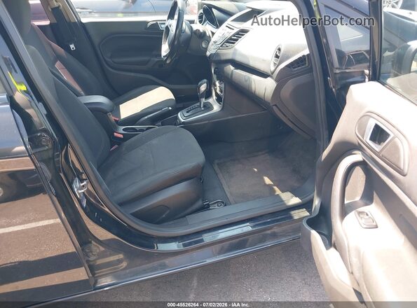 3FADP4EJ7GM165109 2016 FORD FIESTA Черный Вид салона спереди