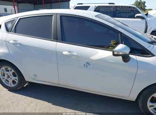 3FADP4EJ7GM205236 2016 FORD FIESTA White Սալոնի 360 աստիճան տեսք
