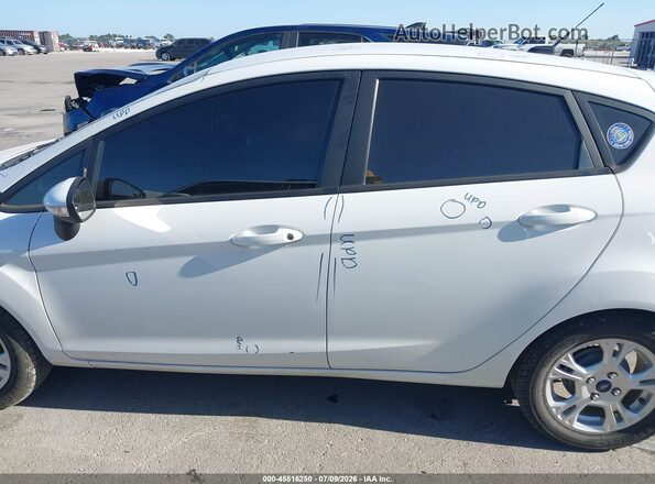 3FADP4EJ7GM205236 2016 FORD FIESTA White 