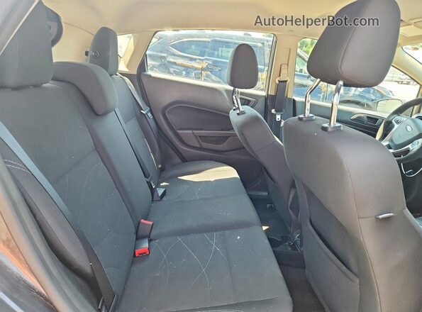 3FADP4EJ7HM135822 2017 FORD FIESTA Gray Vista de los asientos traseros