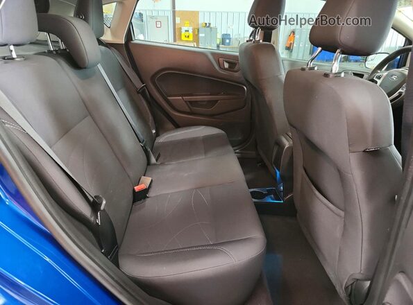3FADP4EJ7JM117231 2018 FORD FIESTA Blue Հետևի նստատեղերի տեսք