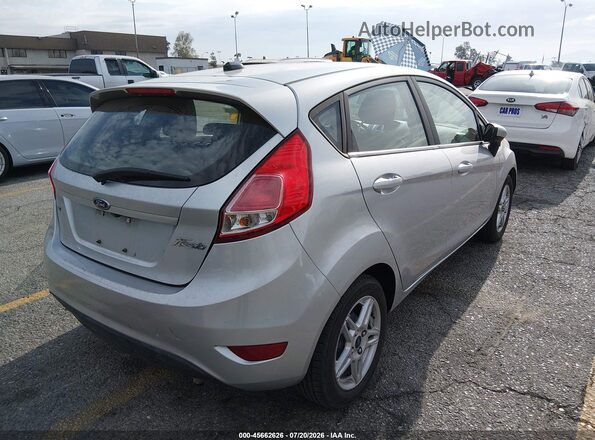 3FADP4EJ7KM121765 2019 FORD FIESTA Серебряный Задняя правая четверть