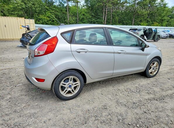 3FADP4EJ7KM158637 2019 FORD FIESTA Silver უკანა მარჯვენა