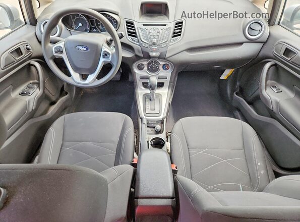 3FADP4EJ7KM158637 2019 FORD FIESTA Silver წინა პანელის ხედი