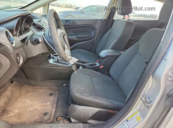 3FADP4EJ9HM132002 2017 FORD FIESTA Silver Vista interior delantera