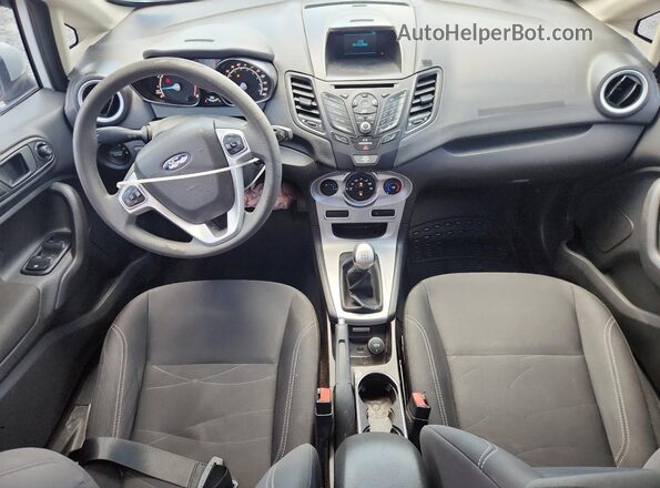 3FADP4EJ9HM146546 2017 FORD FIESTA White Vista del salpicadero