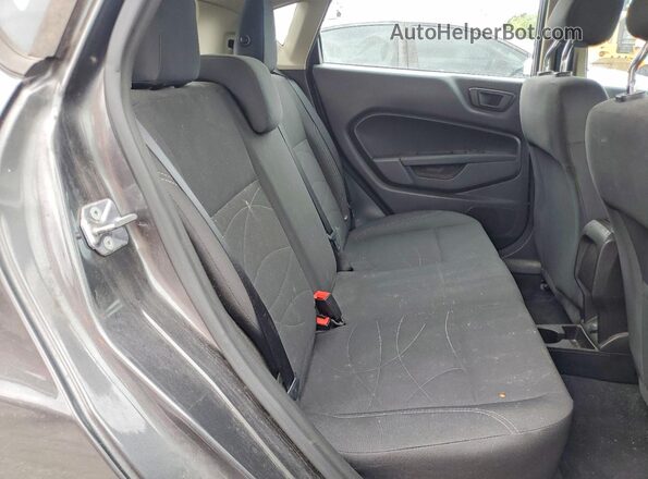 3FADP4EJ9JM103718 2018 FORD FIESTA Gray Widok tylnych siedzeń