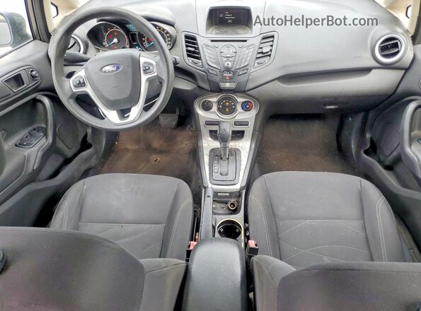 3FADP4EJ9JM103718 2018 FORD FIESTA Gray Widok deski rozdzielczej
