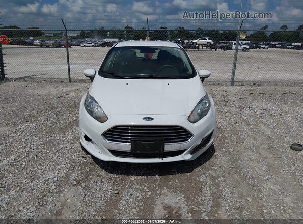 3FADP4EJ9KM113618 2019 FORD FIESTA Белый Вид задней части салона
