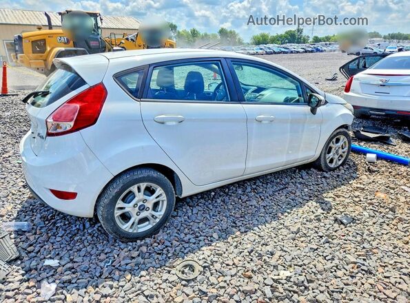 3FADP4EJXGM107334 2016 FORD FIESTA White Tył prawy